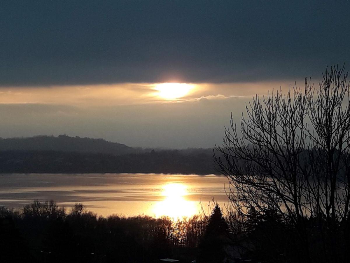 Tramonto Al Lago Apartment Gavirate Exterior photo